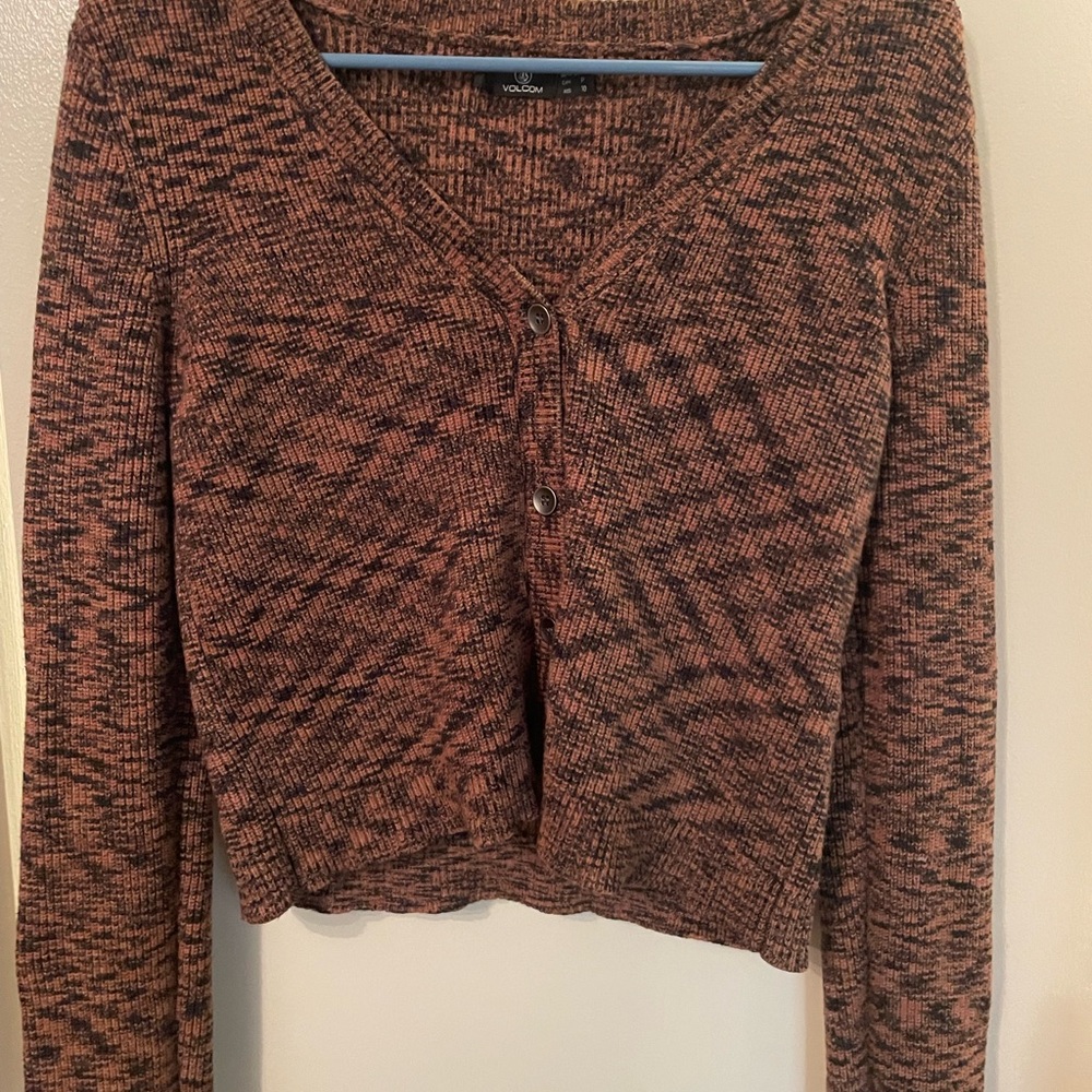 Volcom sweater - small